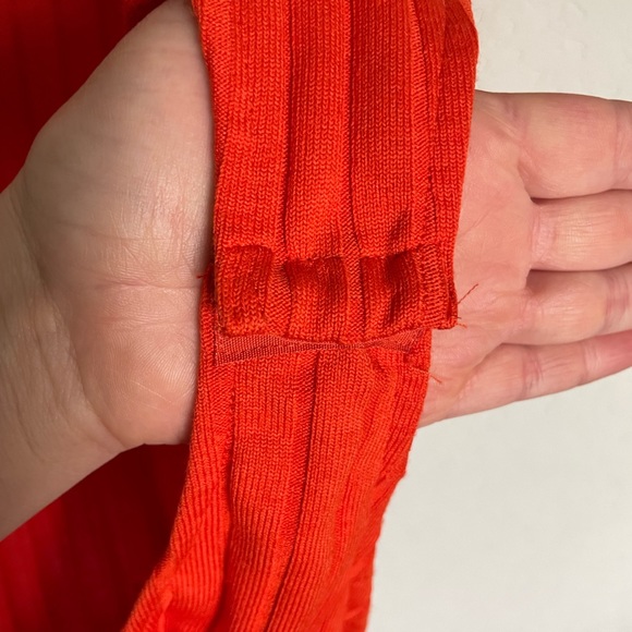 Zara Orange Sleeveless  V Neck Bodysuit…Small size Great Stretch.Gently used! - Picture 5 of 7